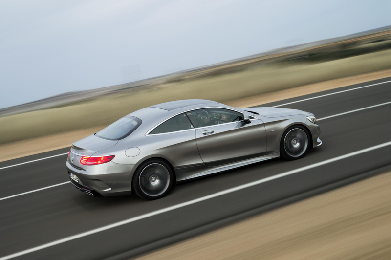 Illustration for article titled The 2015 Mercedes-Benz S-Class Coupe Has 47 Crystals In Its Headlights